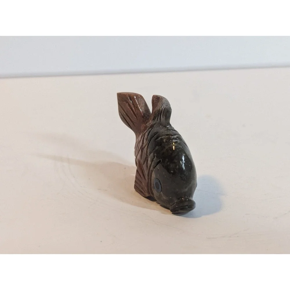 Hand Carved 1 1/4 in‎ Fish